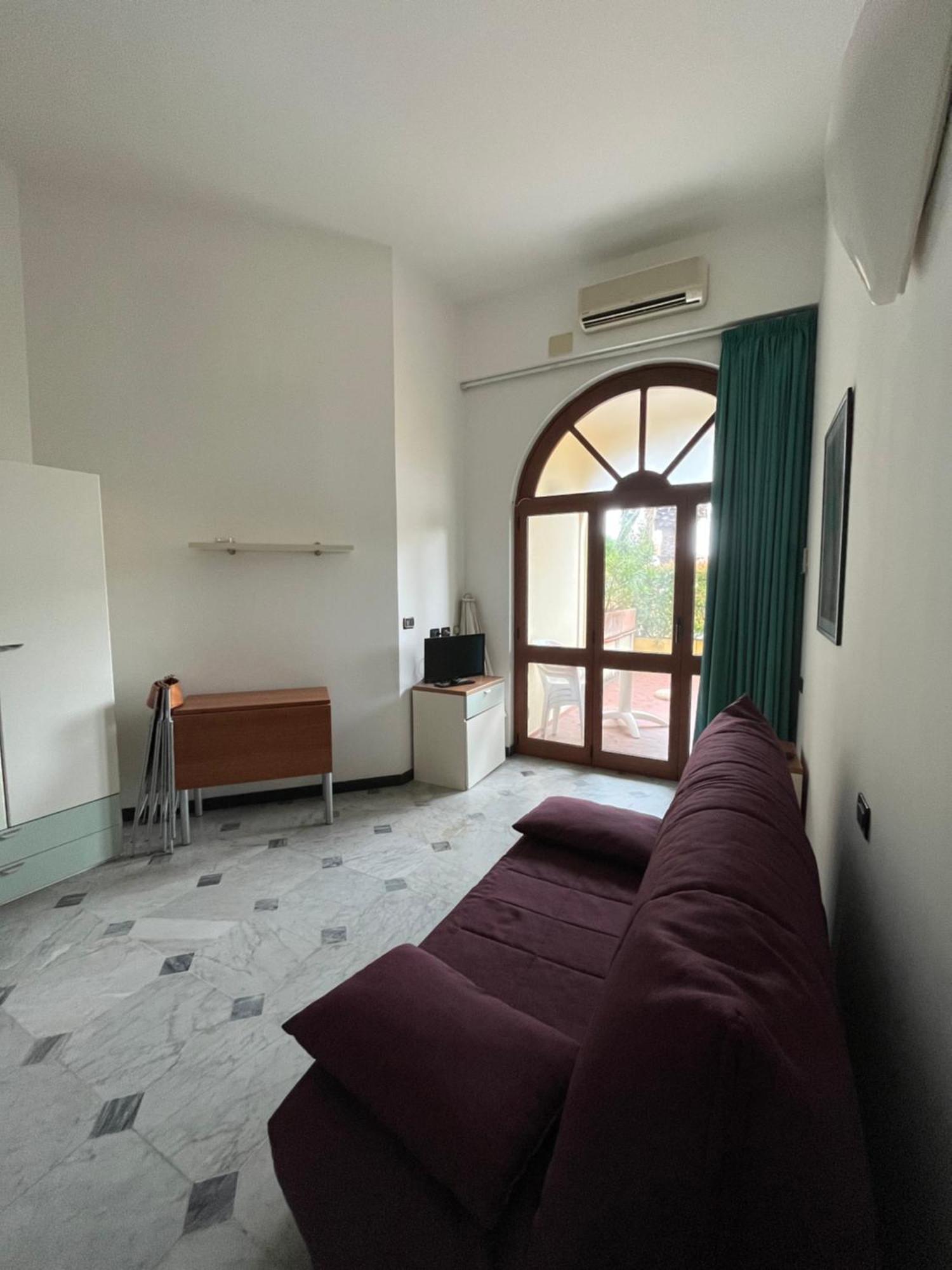 Residence Pian Dei Boschi Pietra Ligure Exteriör bild